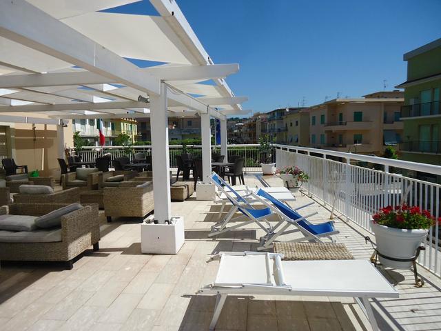 фотографии отеля Villa Eleonora изображение №7