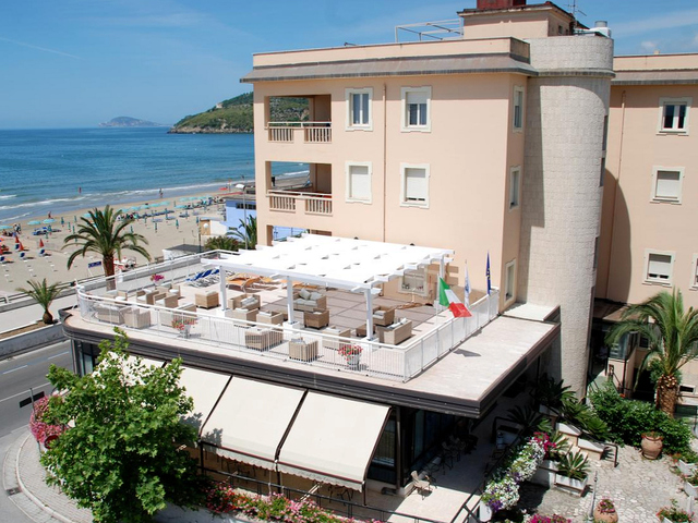 фото отеля Villa Eleonora изображение №1