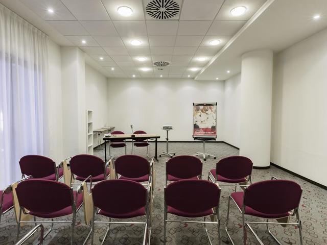 фотографии Ibis Milano Malpensa Aeroporto изображение №20