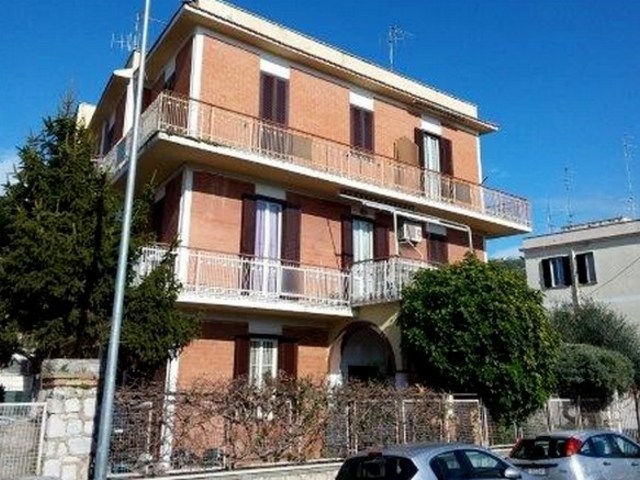 фото отеля Apartment Isaura изображение №1