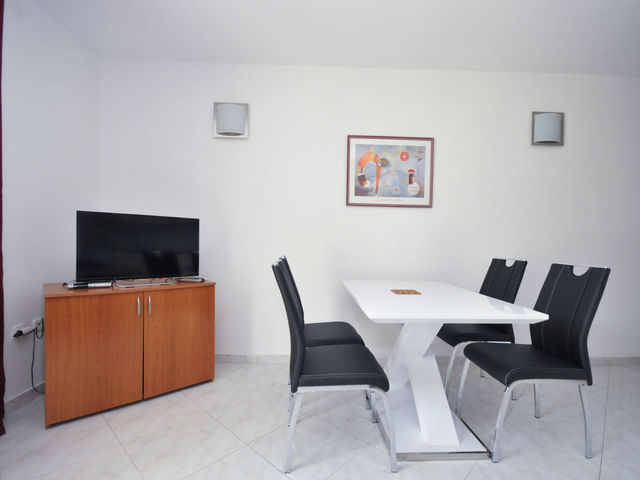 фото отеля Apartments Tamara изображение №13