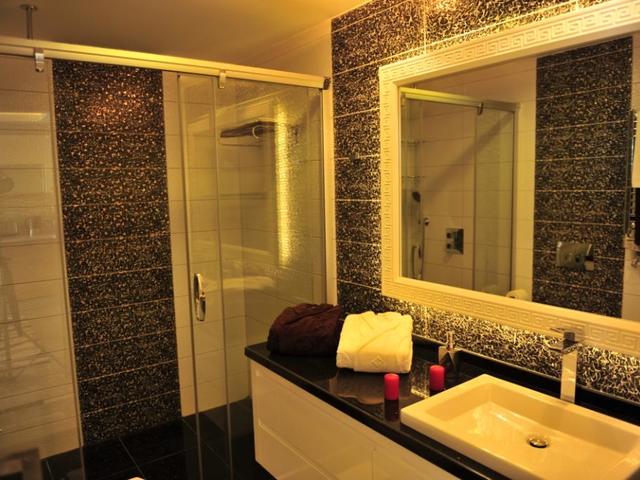 фото отеля Elite Luxury Suite & Spa изображение №61