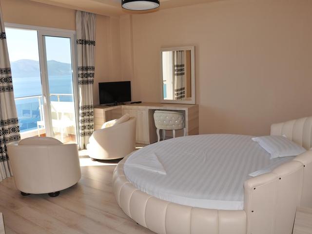 фотографии Coral Hotel & Resort изображение №24