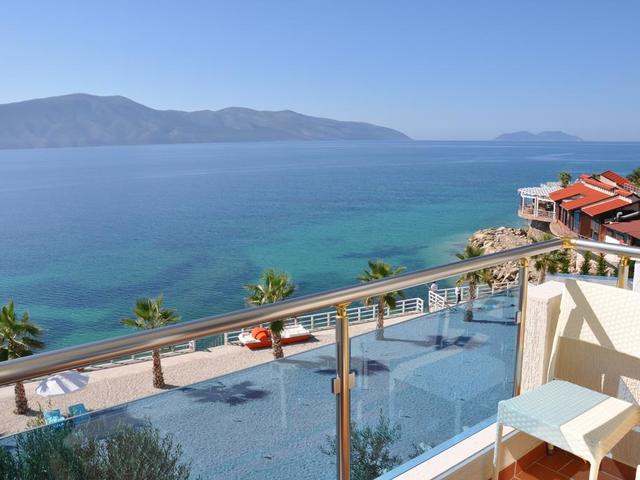 фото отеля Coral Hotel & Resort изображение №13