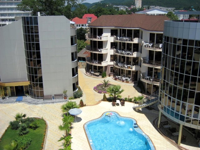 Holiday (Холидэй)