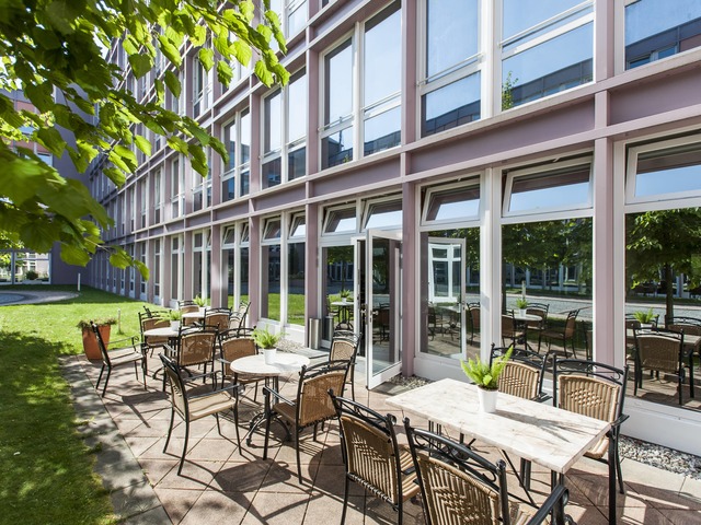 фотографии Azimut Hotel Munich (ex. Munchen City Ost) изображение №12