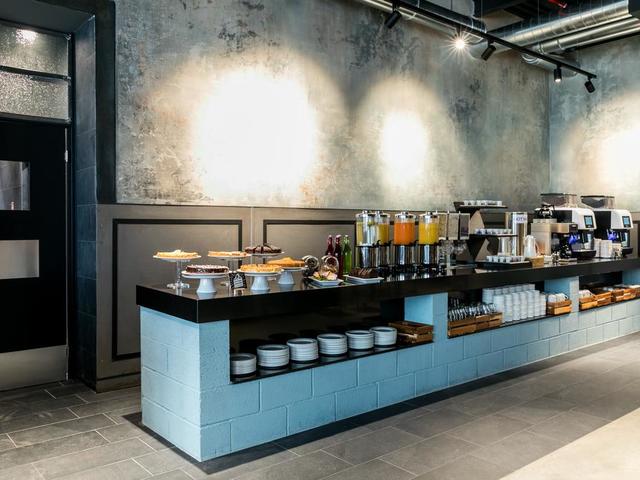 фотографии отеля J24 Hotel Milano изображение №7