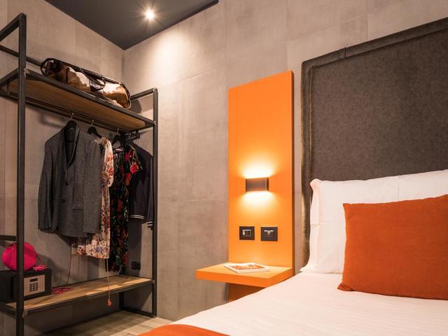 фото J24 Hotel Milano изображение №2