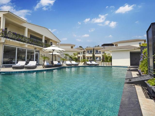 фотографии отеля The Acacia Morjim Ocean Front изображение №15