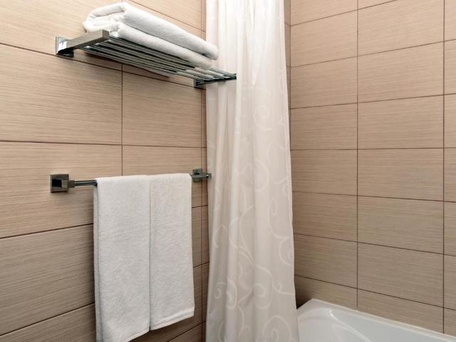 фотографии Город-отель Бархатные Сезоны, Спортивный Квартал (Gorod-Otel Barhatnye Sezony, Sportivniy Kvartal) изображение №52