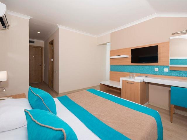 фото отеля Sandy Beach изображение №25