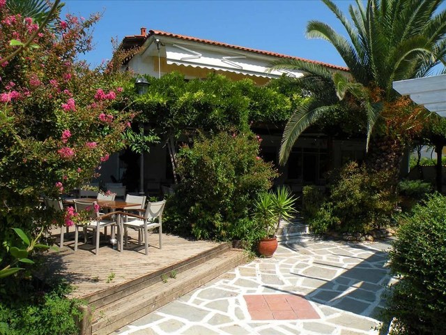 фотографии отеля Ioli Apartments Fourka Beach изображение №11