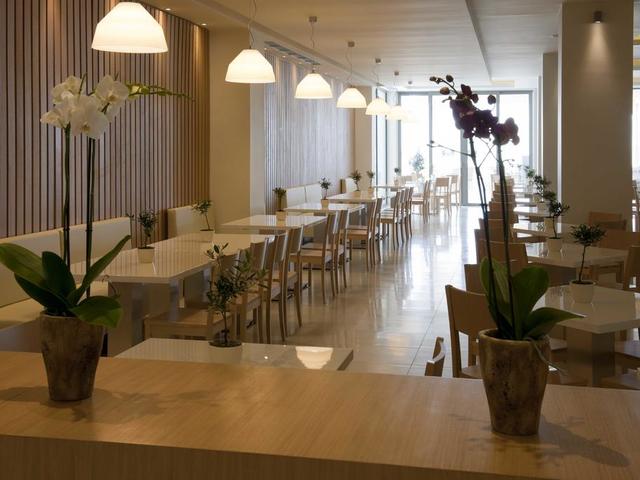 фото отеля Levante Beach Resort изображение №9