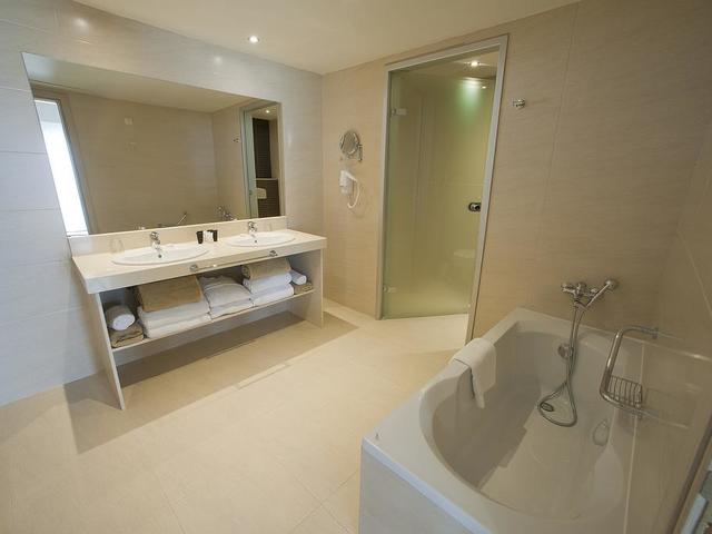 фотографии Levante Beach Resort изображение №8