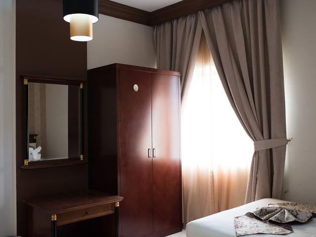 фото Royal Crown Suites изображение №2