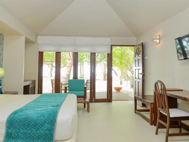 фото Adaaran Select Hudhuranfushi (ex. Lohifushi Island Resort) изображение №38