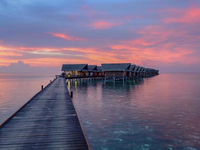 фото отеля Adaaran Select Hudhuranfushi (ex. Lohifushi Island Resort) изображение №37