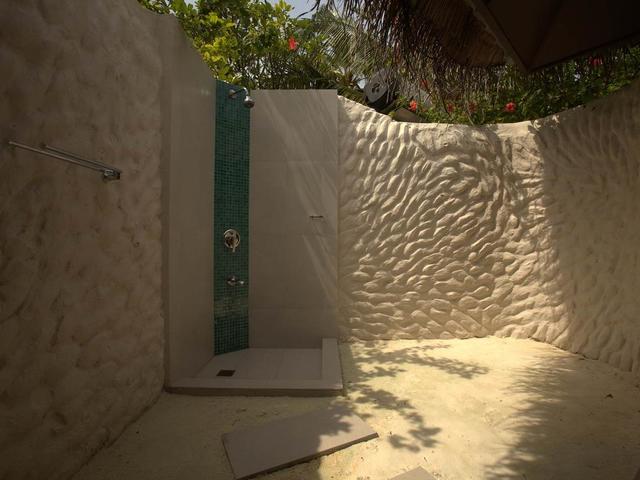 фото отеля Adaaran Select Hudhuranfushi (ex. Lohifushi Island Resort) изображение №9