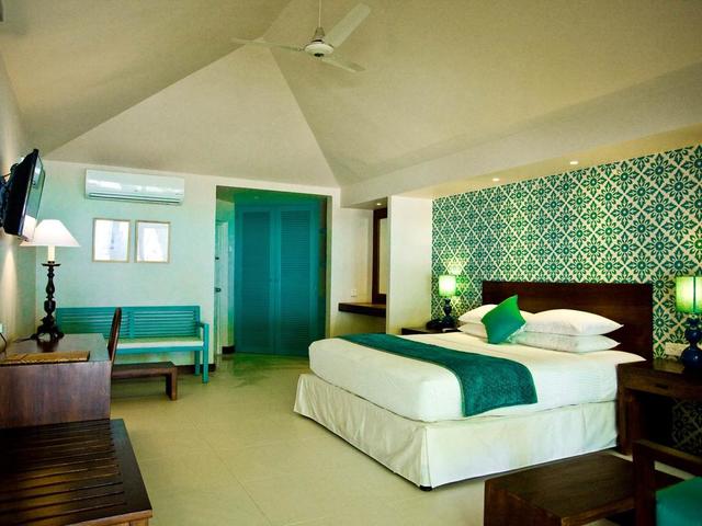 фотографии Adaaran Select Hudhuranfushi (ex. Lohifushi Island Resort) изображение №8
