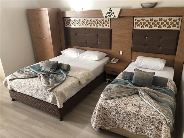 фотографии отеля Grand Milan изображение №3