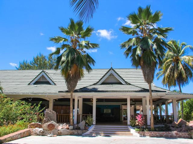 фото отеля Cote D'Or Lodge изображение №1