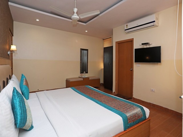 фото отеля Oyo 8967 Hotel Shivaay Palace (ex. Oyo 8967 Hotel Aeroporto) изображение №9