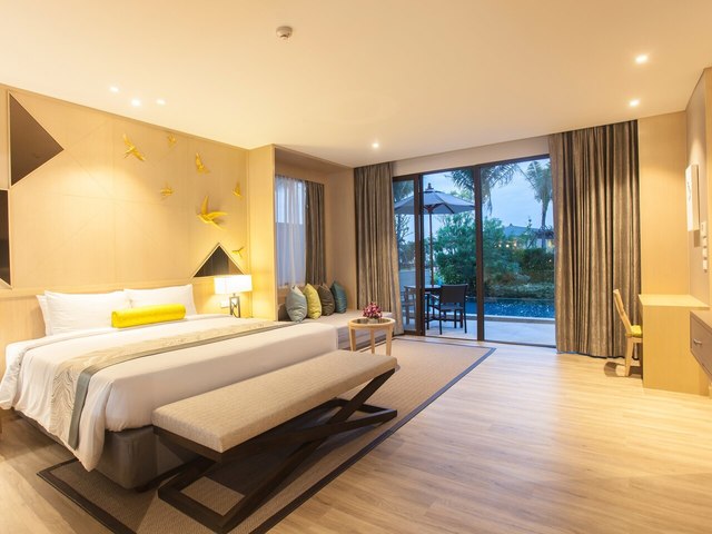 фотографии отеля Le Meridien Khao Lak Resort And Spa (ex. Bangsak Merlin Resort) изображение №51