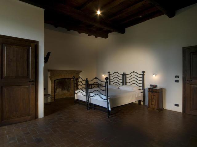 фото Foro Appio Mansio изображение №50