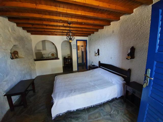 фотографии отеля Villa Kalafatis изображение №3