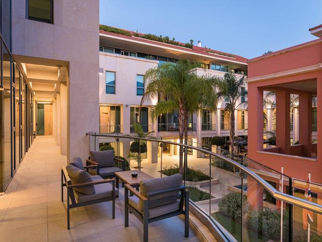 фото отеля Trianon Luxury Apartments and Suites изображение №45
