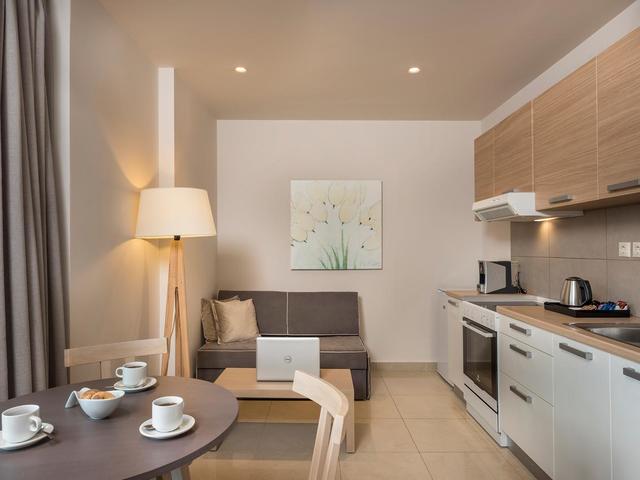 фотографии Trianon Luxury Apartments and Suites изображение №28