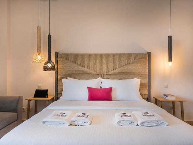 фотографии отеля Trianon Luxury Apartments and Suites изображение №19