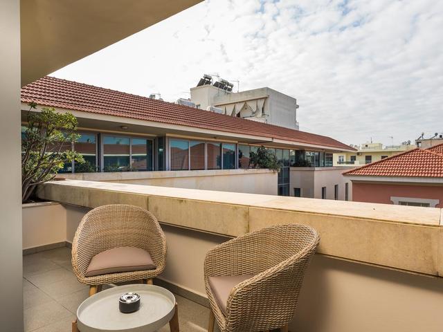 фотографии Trianon Luxury Apartments and Suites изображение №16