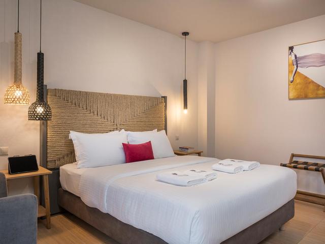 фотографии отеля Trianon Luxury Apartments and Suites изображение №15
