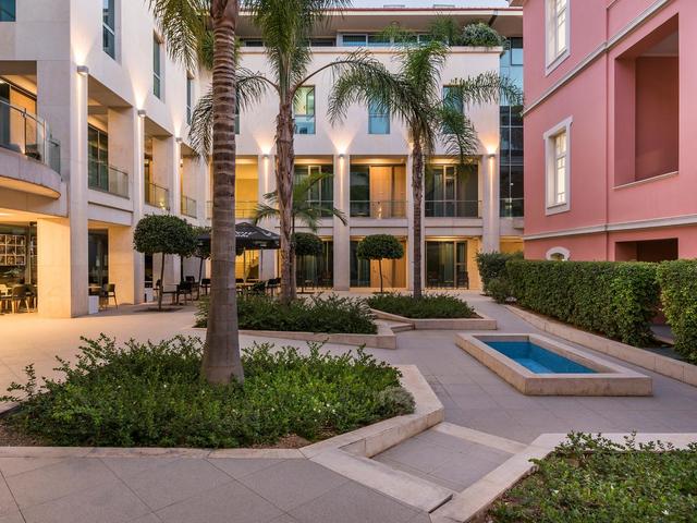 фотографии Trianon Luxury Apartments and Suites изображение №12