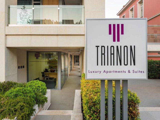 фотографии отеля Trianon Luxury Apartments and Suites изображение №7
