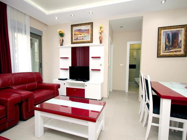 фото Butua Residence изображение №30