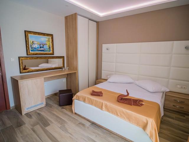 фото Butua Residence изображение №6