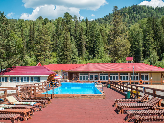 Горное Озеро (Gornoye Ozero)