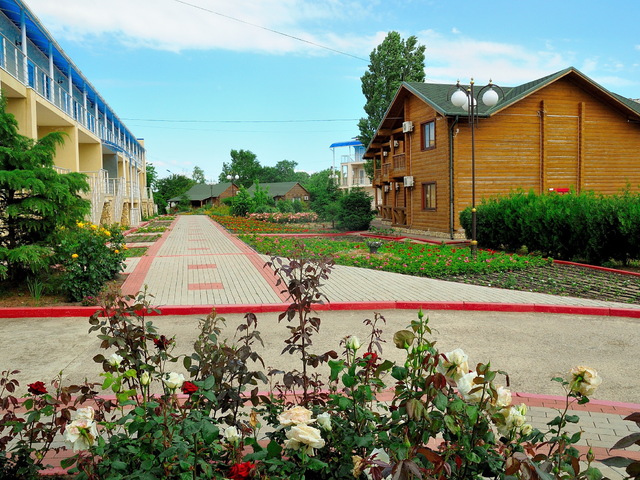 керчь. черноморская ривьера героевское. черноморская ривьера героевка. отель черноморское керчь. отель черноморское керчь.