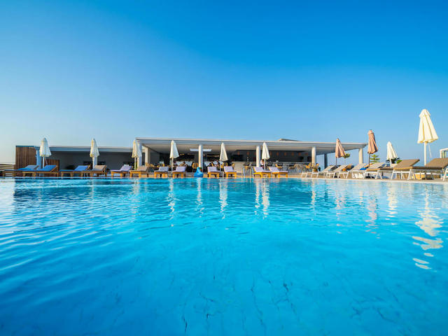 фото отеля Harmony Crest Resort изображение №33