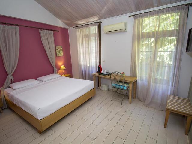 фото отеля Elia Portou Rooms изображение №17