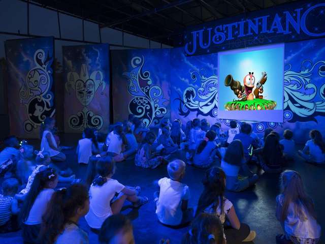 фотографии Justiniano Moonlight изображение №12