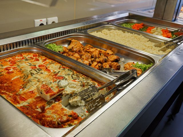 фото Город-отель Бархатные Сезоны, Спортивный Квартал (Gorod-Otel Barhatnye Sezony, Sportivniy Kvartal) изображение №22