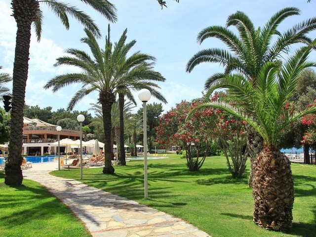 фото DoubleTree By Hilton Bodrum Isil Club Resort (ex. Coralia Club Milta) изображение №146