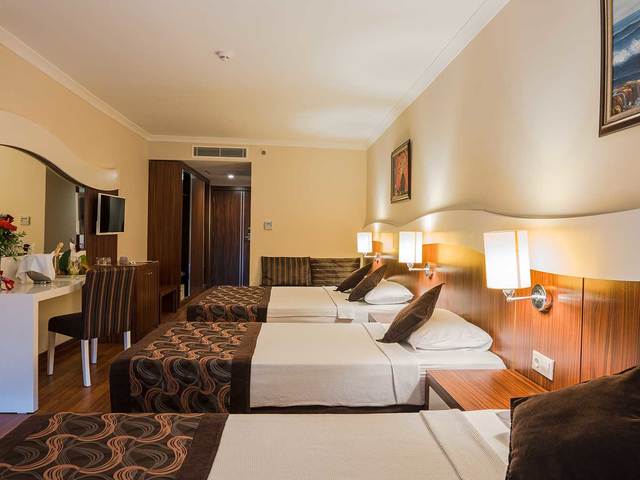 фото Throne Beach Resort & Spa (ex. Throne Nilbahir Resort & Spa) изображение №38