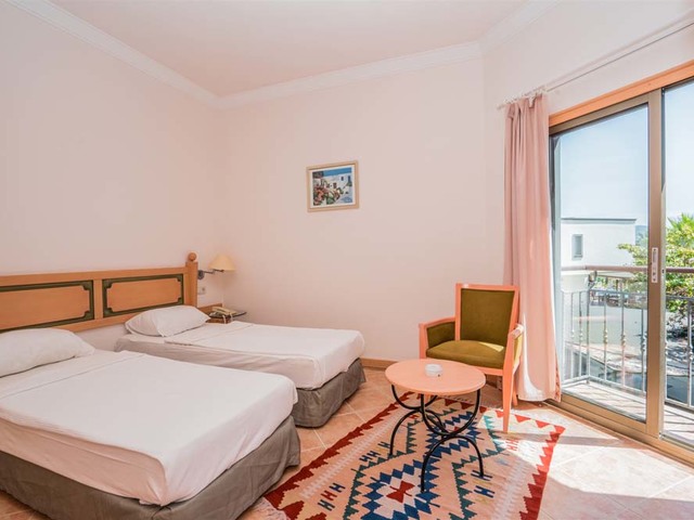 фото Amilla Beach Resort (ex. Costa 3S Beach; No 61) изображение №14