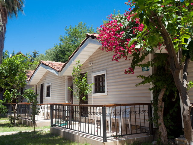 фото Leda Beach изображение №30