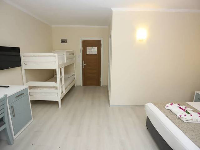 фото Tonoz Beach изображение №46