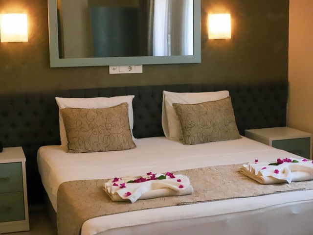 фото Tonoz Beach изображение №38